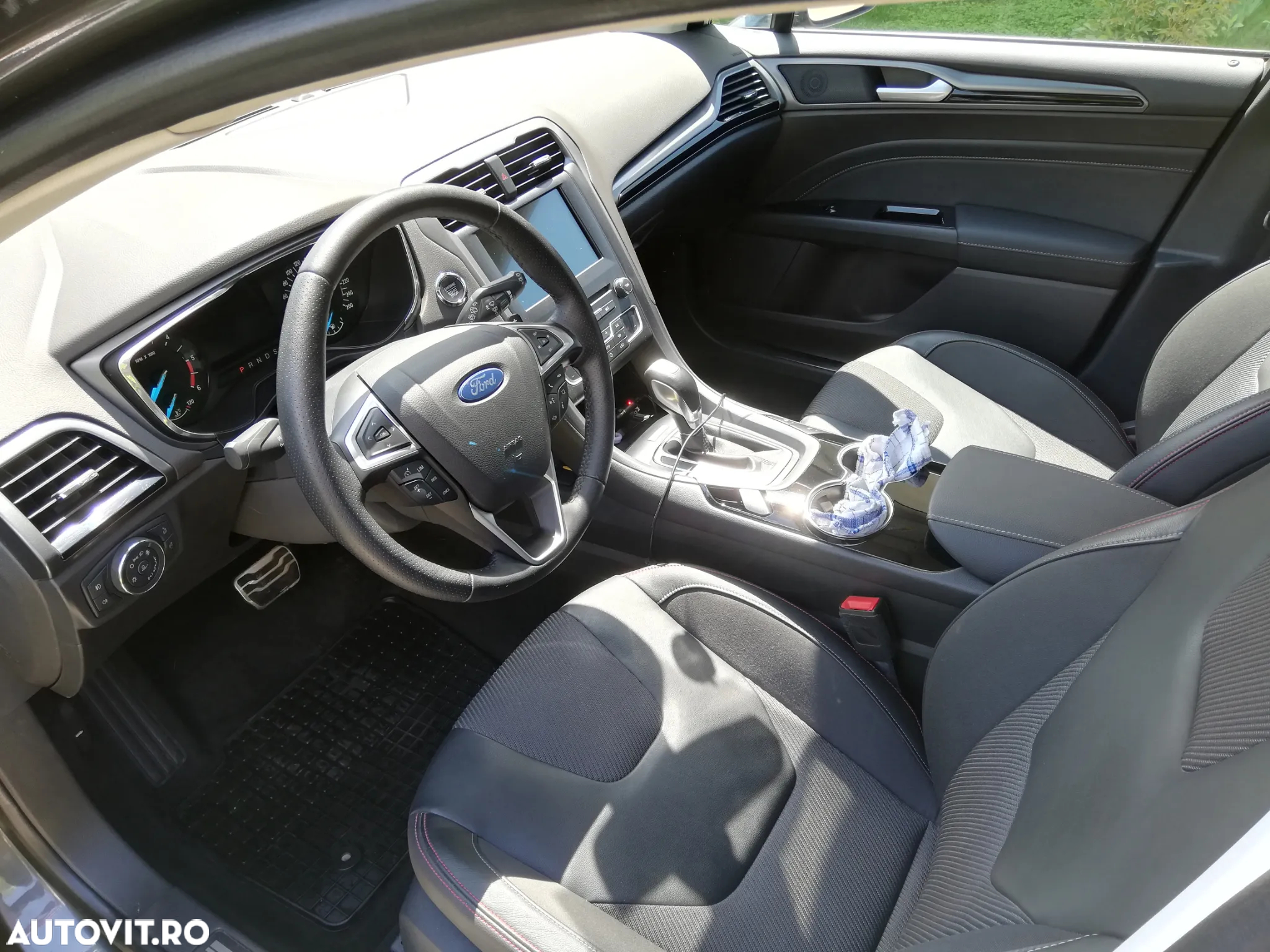 Ford Mondeo 2.0 TDCi Powershift ST Line High - 5