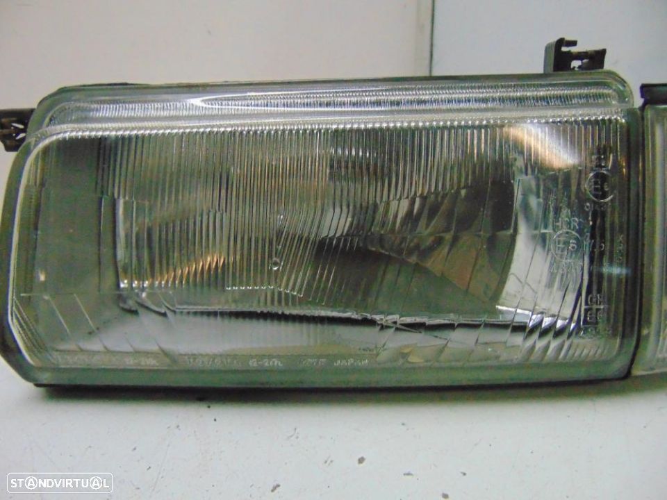 Toyota Corolla DX 3pt 85 faróis - 5