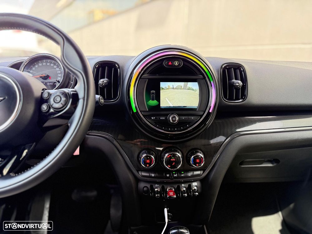 MINI Countryman Cooper D ALL4 Auto - 6