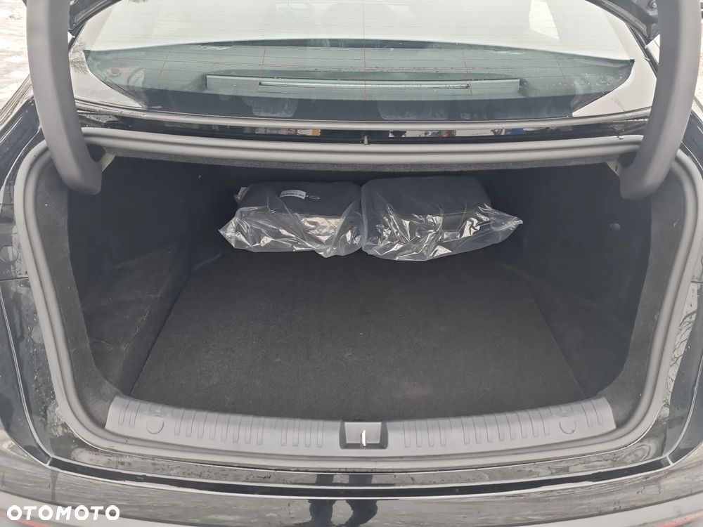 BYD Seal 6 - 10