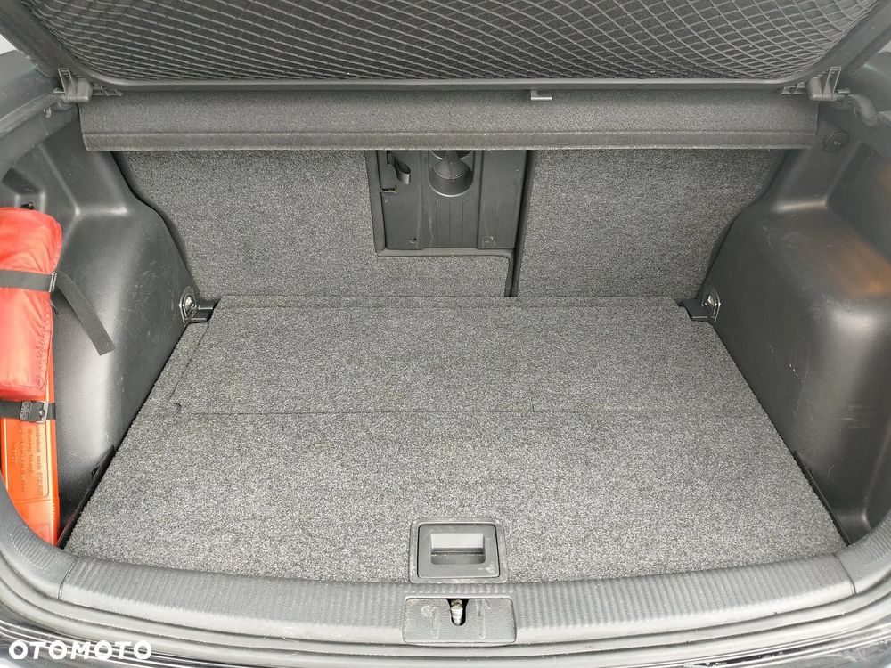 Volkswagen Golf Plus 1.6 TDI DPF BlueMotion Technology Team - 28