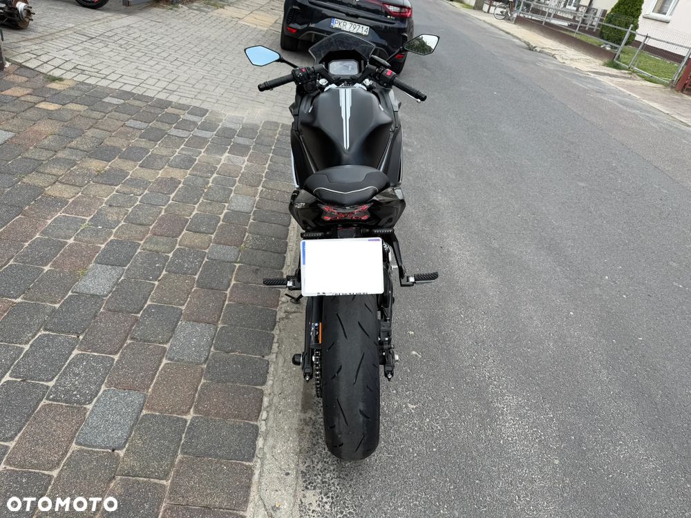 Kawasaki Ninja - 5