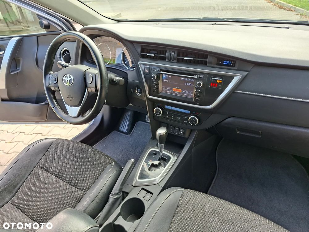 Toyota Auris 1.6 Prestige MM - 17