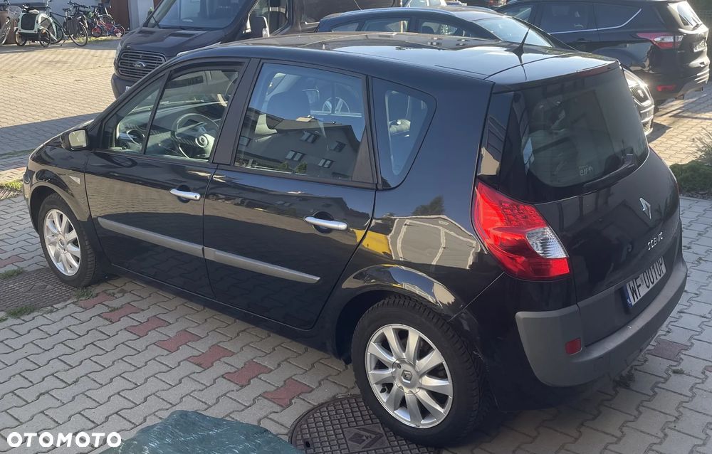Renault Scenic - 8