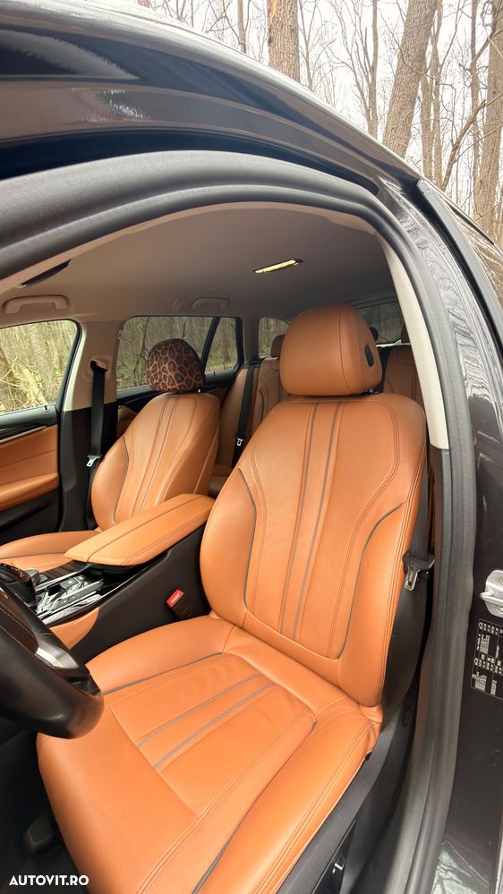 BMW Seria 5 525d Aut. Luxury Line - 14