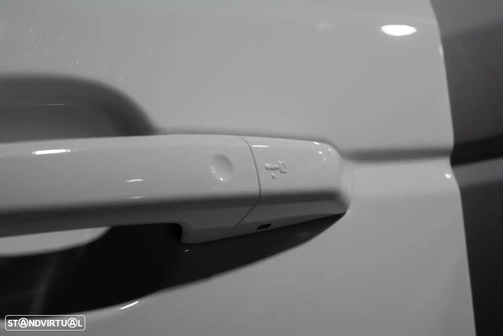 Land Rover Range Rover Sport - 38