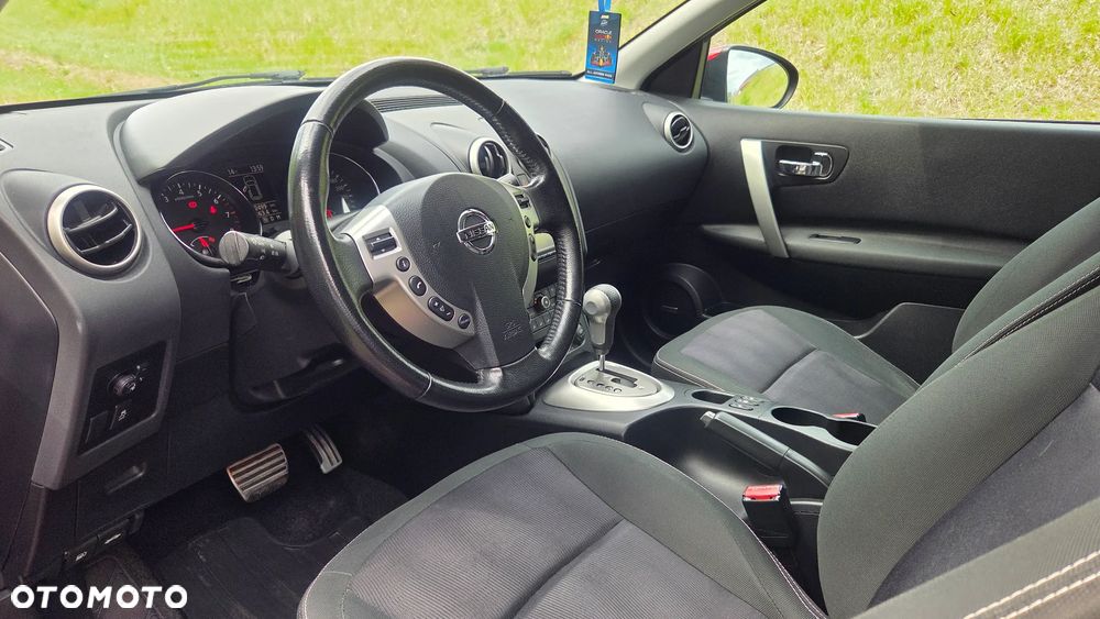 Nissan Qashqai - 11