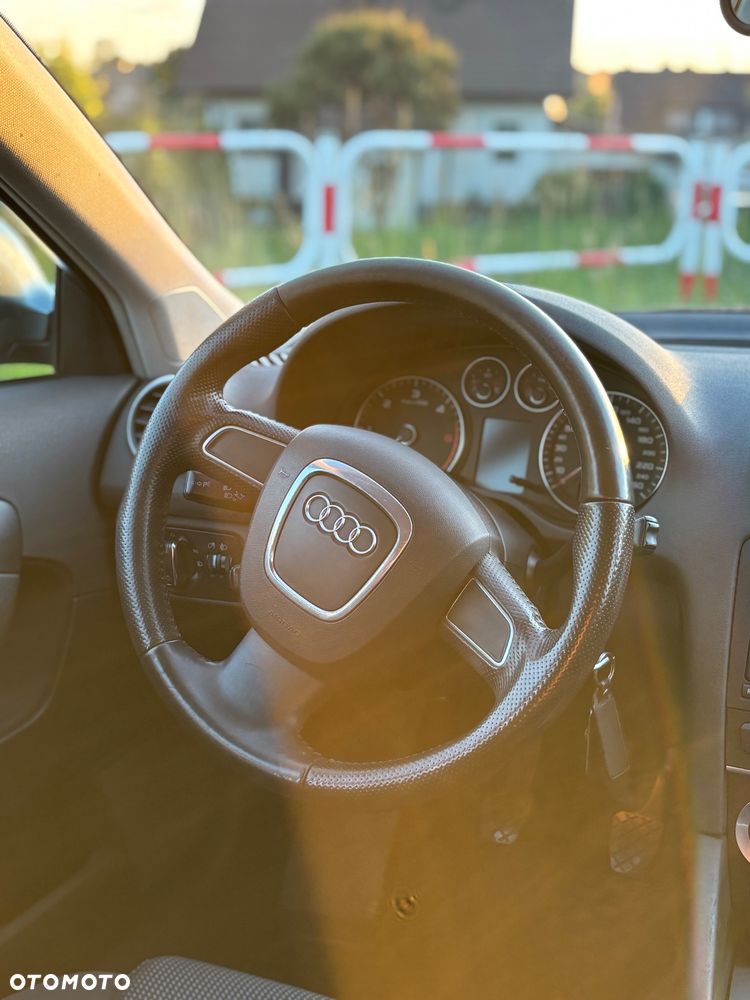 Audi A3 Sportback 2.0 TDI Ambition - 25