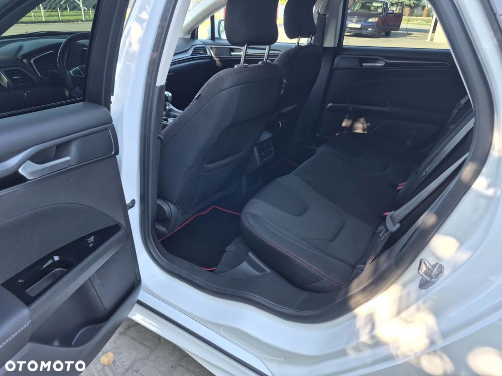 Ford Mondeo 2.0 TDCi Trend - 31