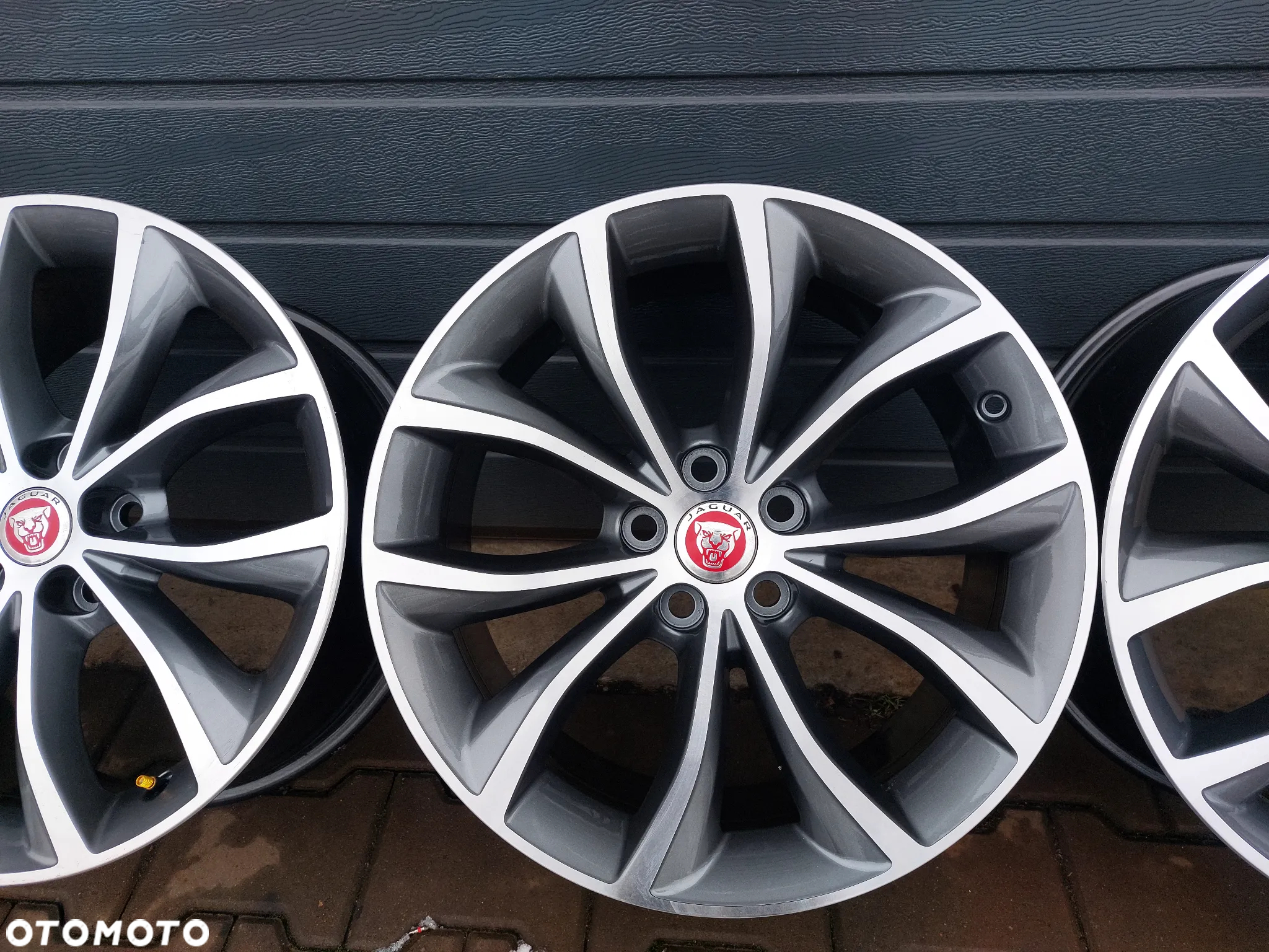 JAGUAR XF 250 E-PACE FELGI ALUMINIOWE R18 8J ET45 5X108 ORYGINAŁ ! JAK NOWE! GX63-1007-SA - 6