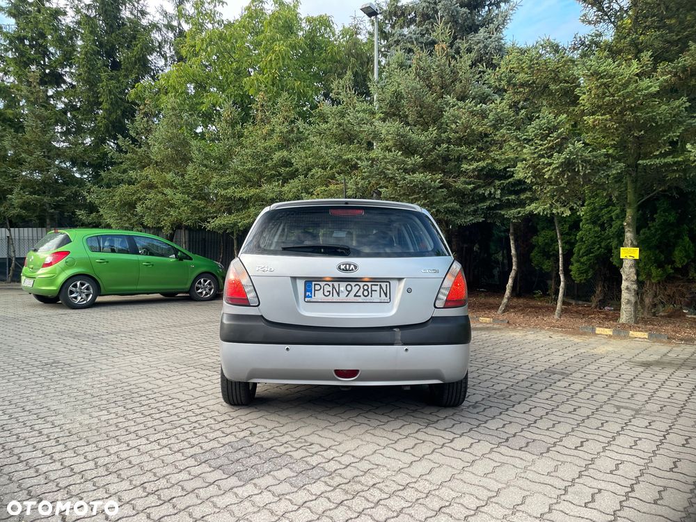 Kia Rio 1.5 CRDi Comfort - 6