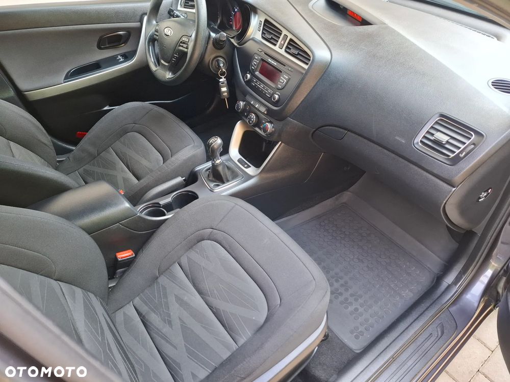 Kia Ceed 1.6 CRDi L - 12
