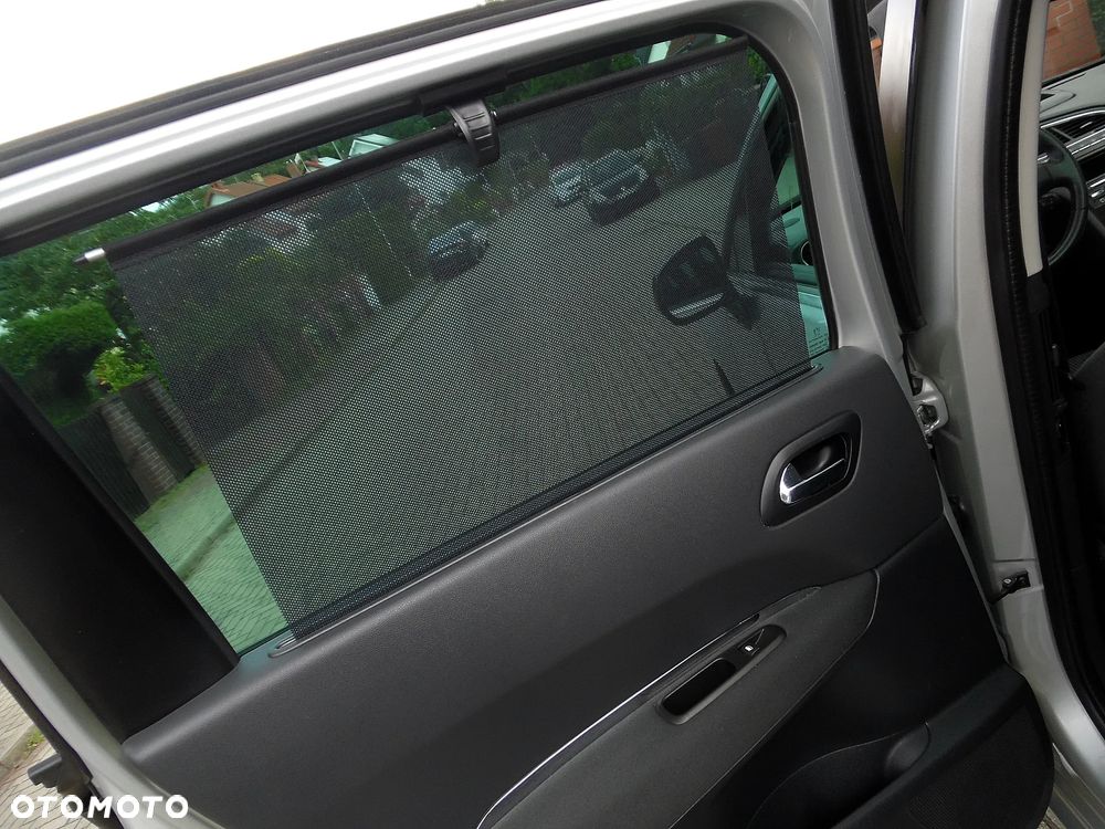 Peugeot 5008 2.0 HDi Family 7os - 36
