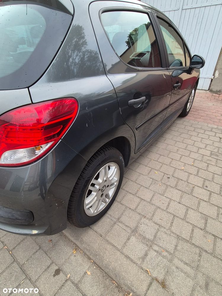 Peugeot 207 - 5