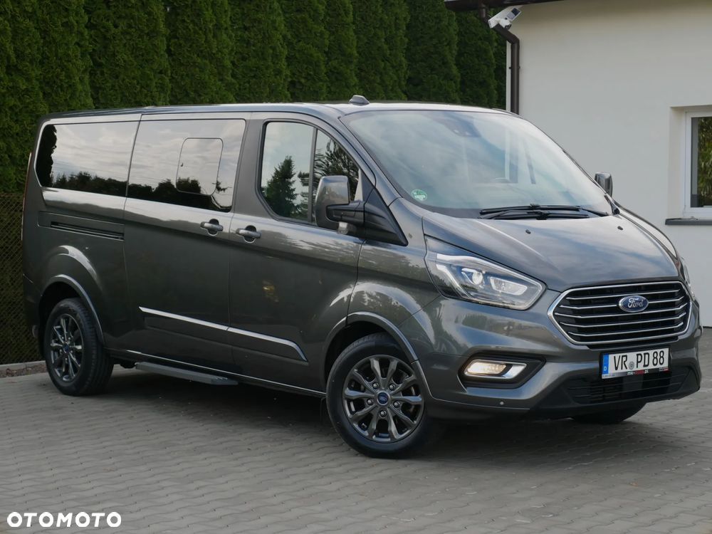 Ford Tourneo Custom 320 L2H1 VA Autm Titanium - 3