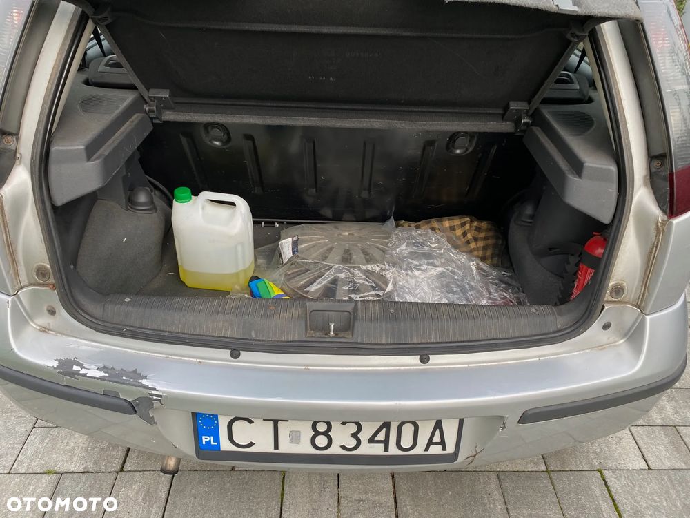 Opel Corsa - 18
