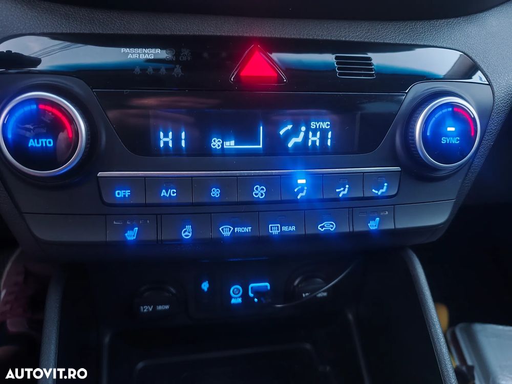 Hyundai Tucson 2.0 CRDI 4WD 8AT Premium - 13