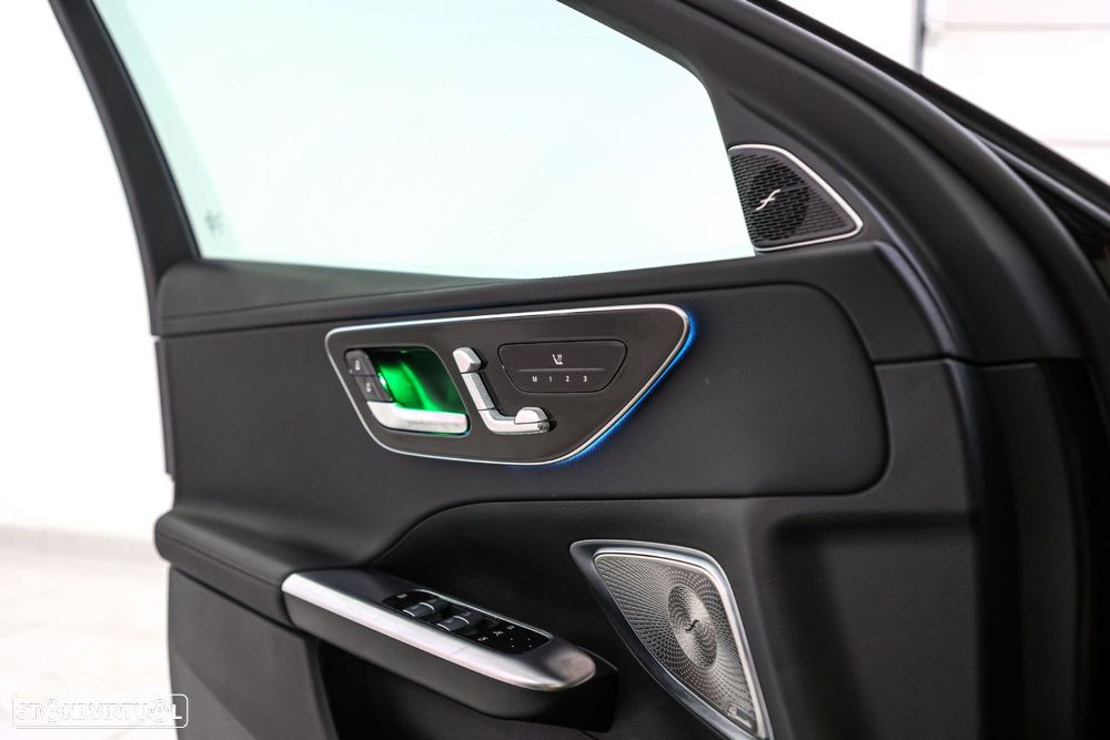 Mercedes-Benz C 300 de AMG Line - 43