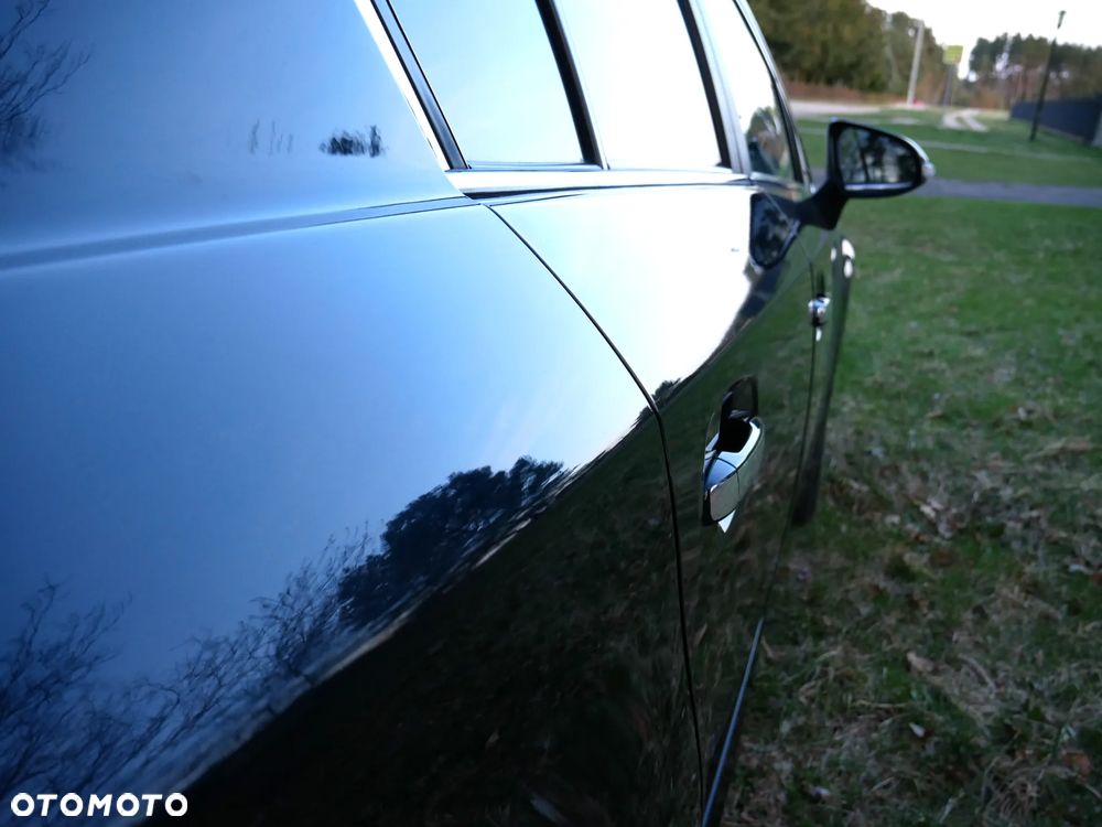 Toyota Avensis 1.8 Premium - 33