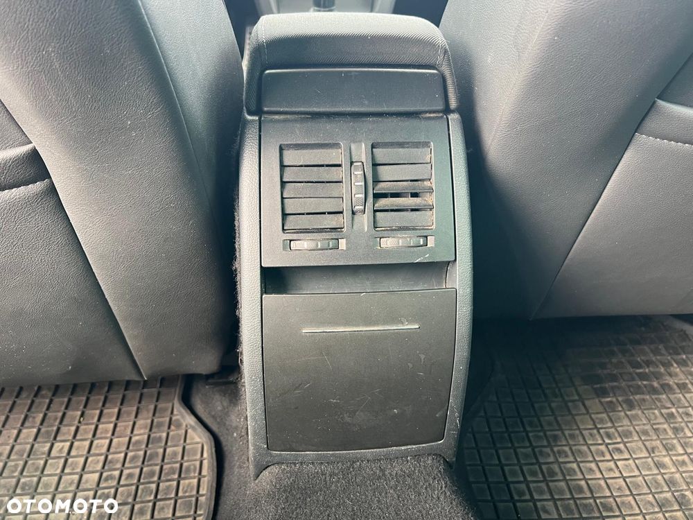 Skoda Octavia 2.0 TDI DPF Scout 4x4 - 31