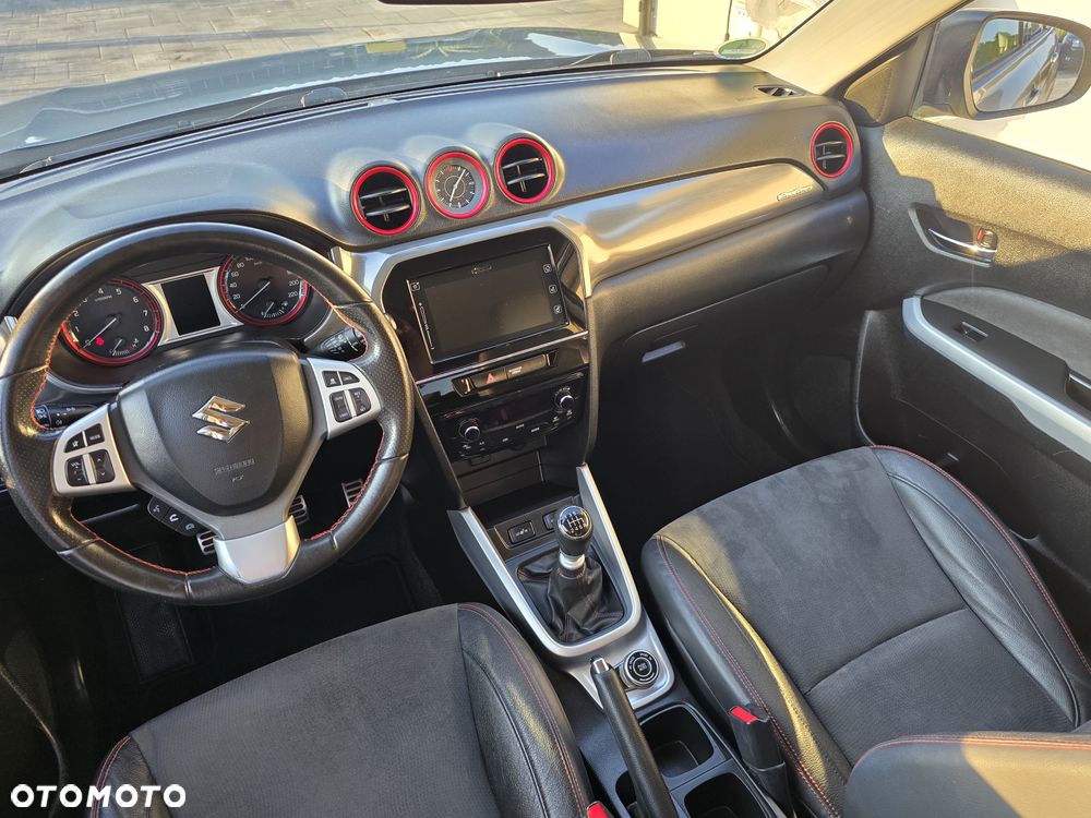Suzuki Vitara 1.4 Boosterjet Allgrip Comfort+ - 24