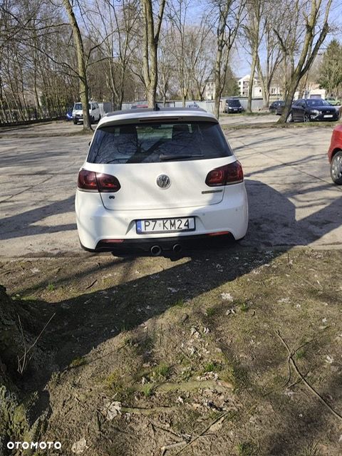Volkswagen Golf - 4