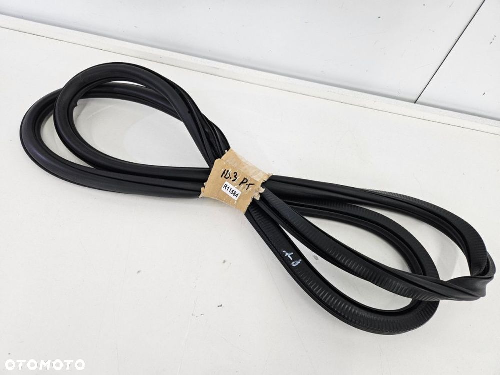 Uszczelka VW ID.3 id3 Cupra Born guma drzwi prawych tylnych wewnętrzna 10a867913 - 1