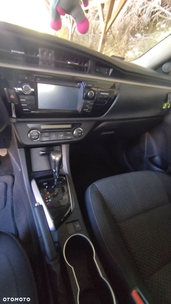 Toyota Corolla 1.6 Premium MS - 13