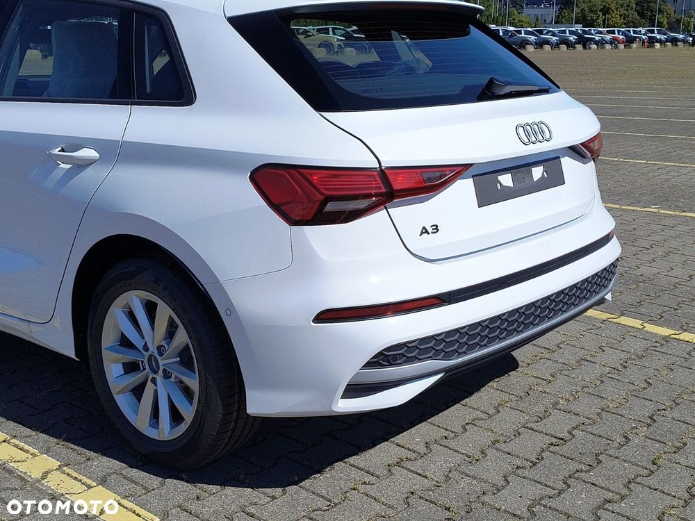 Audi A3 Sportback - 11