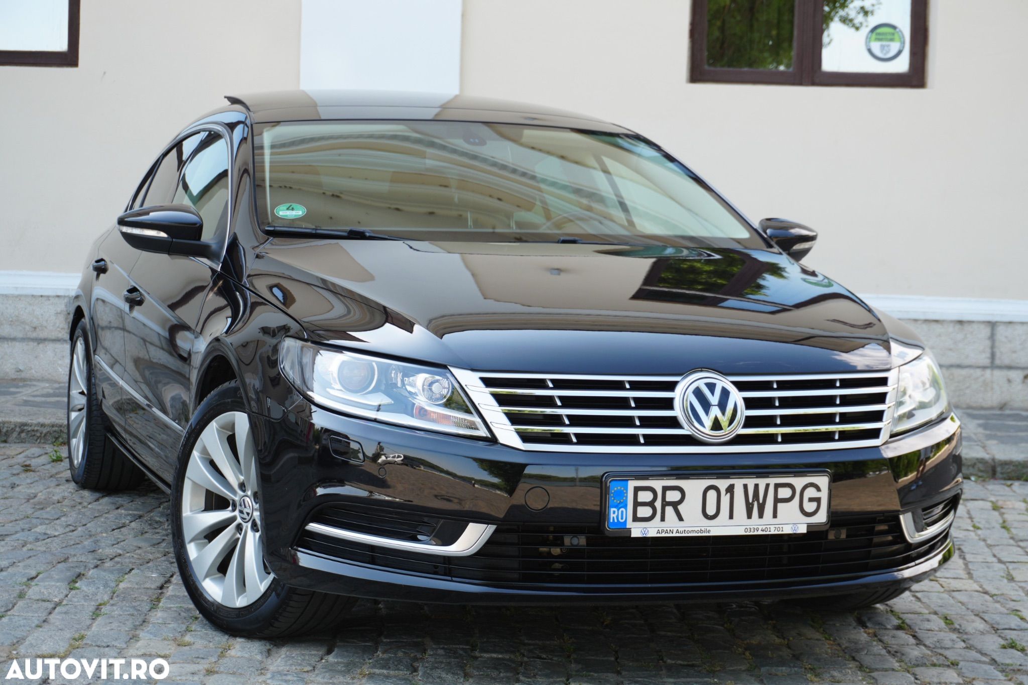 Volkswagen Passat CC 2.0 TDI DSG 4Motion BMT - 1