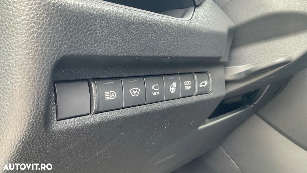 Toyota RAV4 2.5 VVT-iE 4x4 Luxury - 36
