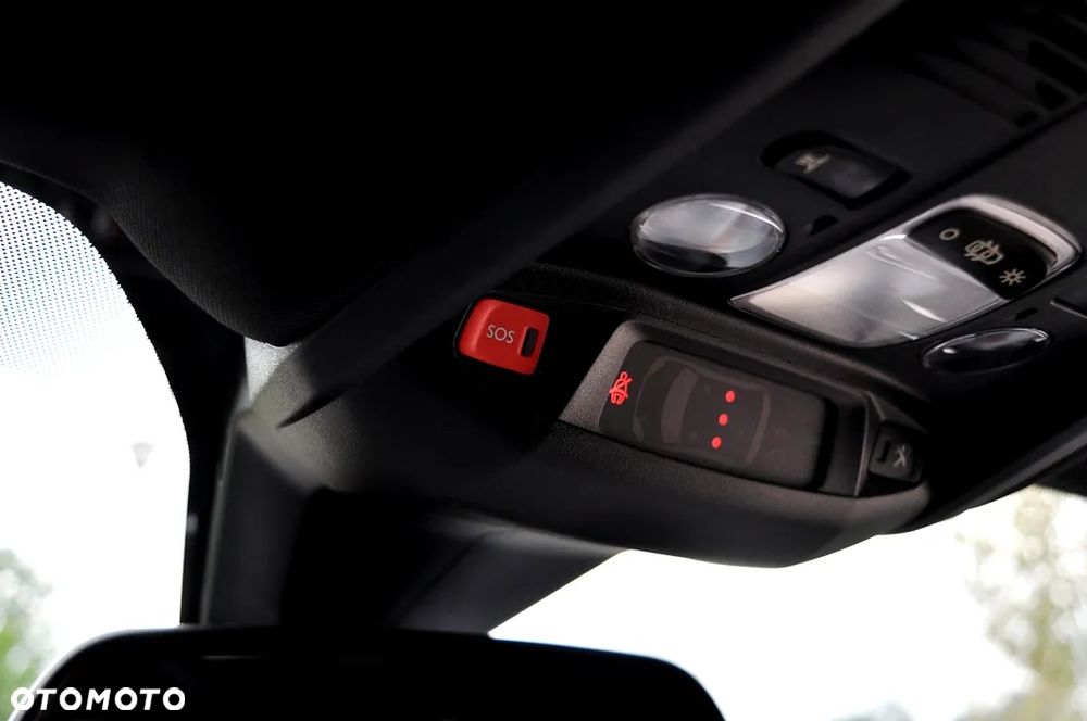 Peugeot 3008 1.5 BlueHDi GT Pack S&S EAT8 - 35