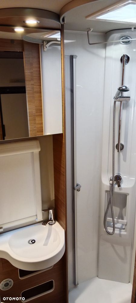 KNAUS LIVE WAVE 700MEG - 26