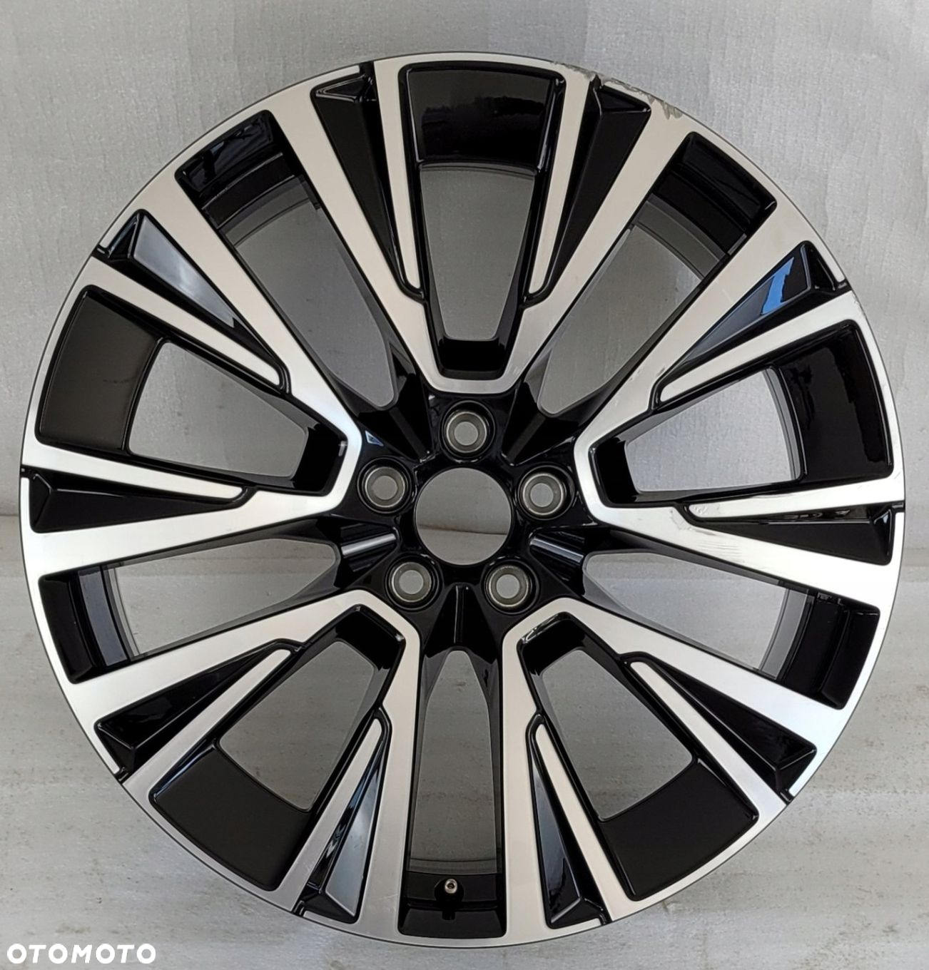 FELGA VOLVO XC90 II 9x20 20 ET38,5 5x108 63,4 32358565 - 2