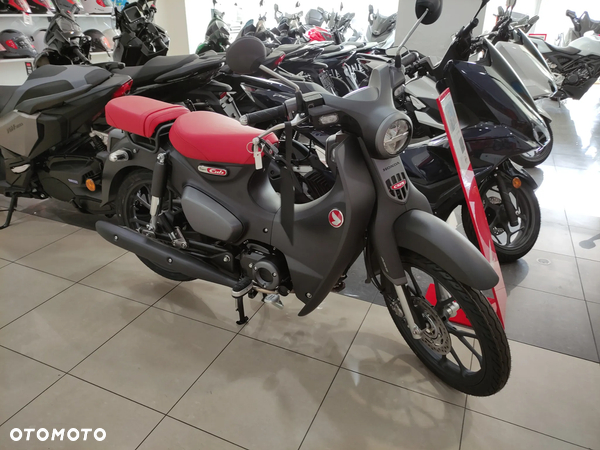Honda C