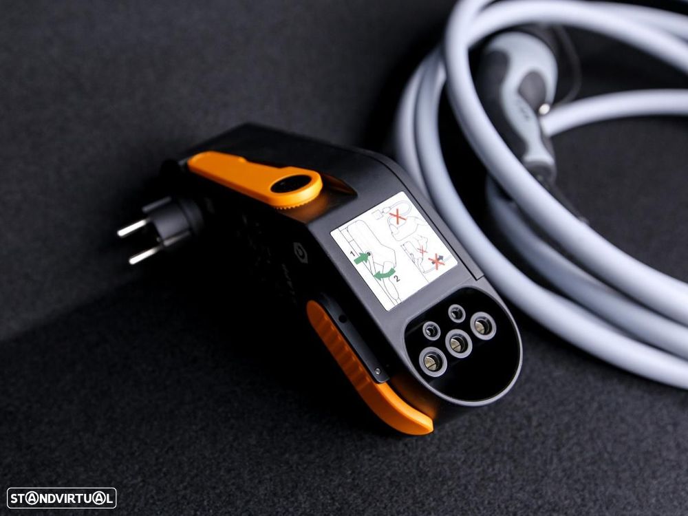 Kia Niro EV 64kWh Drive - 13