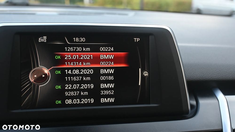 BMW Seria 2 218d GT Sport Line - 36