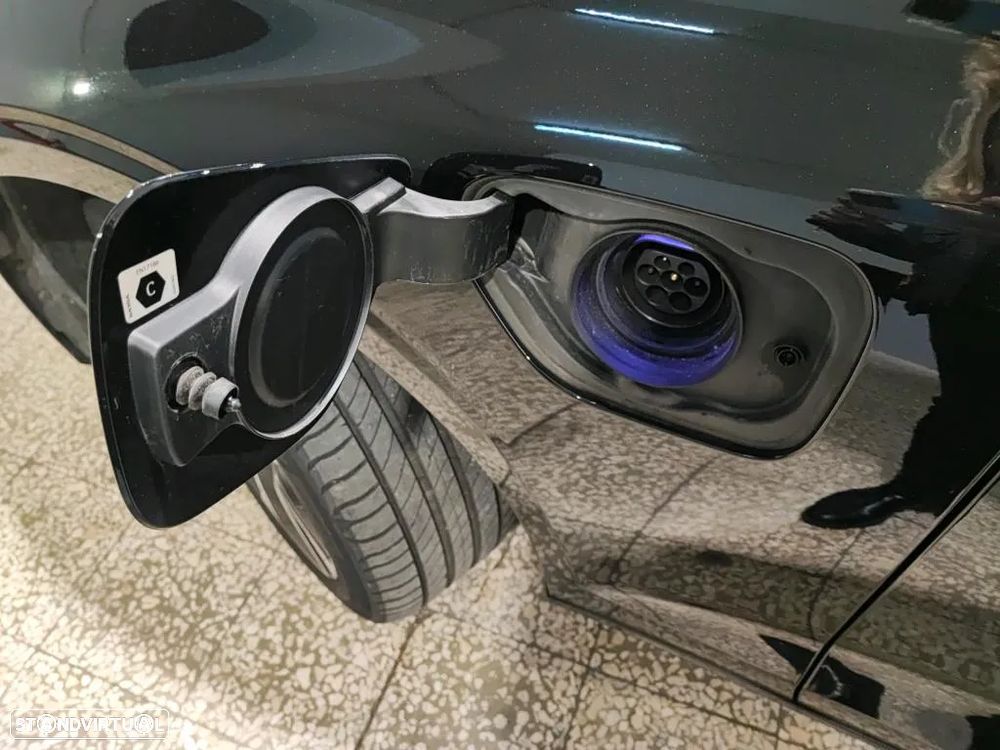 Volvo V60 2.0 T6 AWD TE R-Design - 11