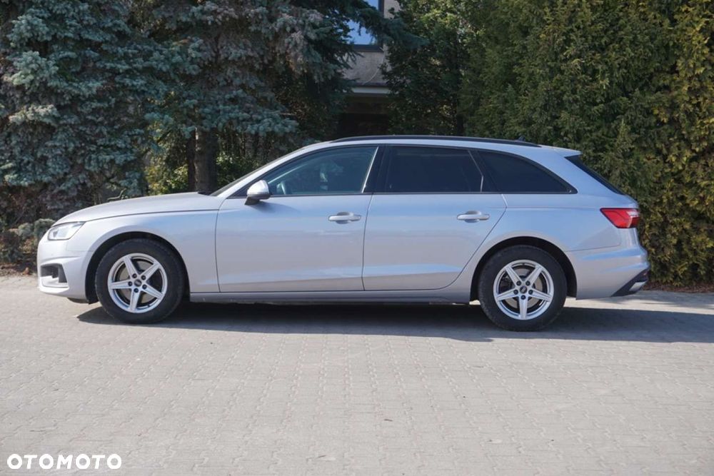 Audi A4 Avant - 4