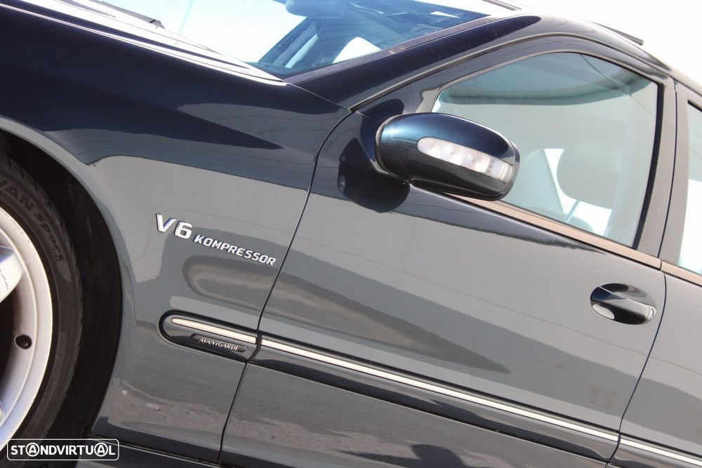 Mercedes-Benz C 240 Avantgarde 4-Matic - 6