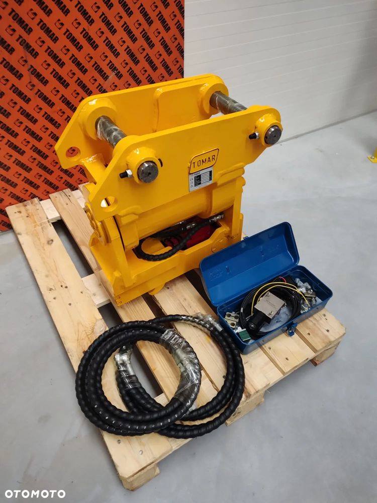 Szybkozłącze uchylne - powertilt , obrotnica , rotor JCB 8055 , 3CX , 4CX - 5