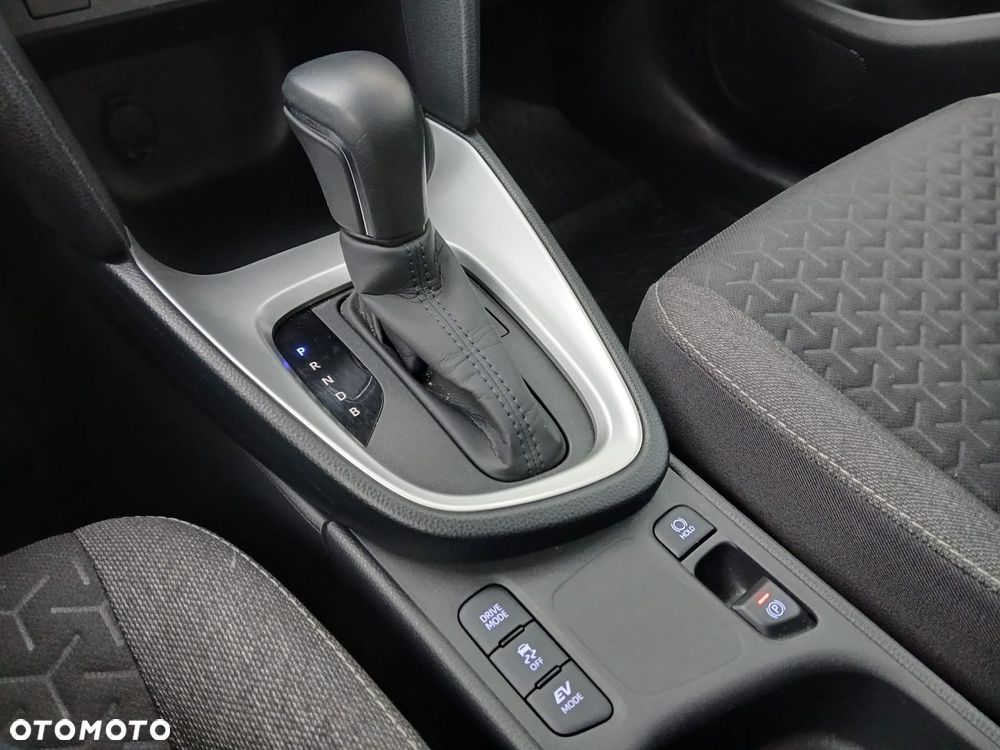 Toyota Yaris Cross Hybrid 1.5 Comfort - 24