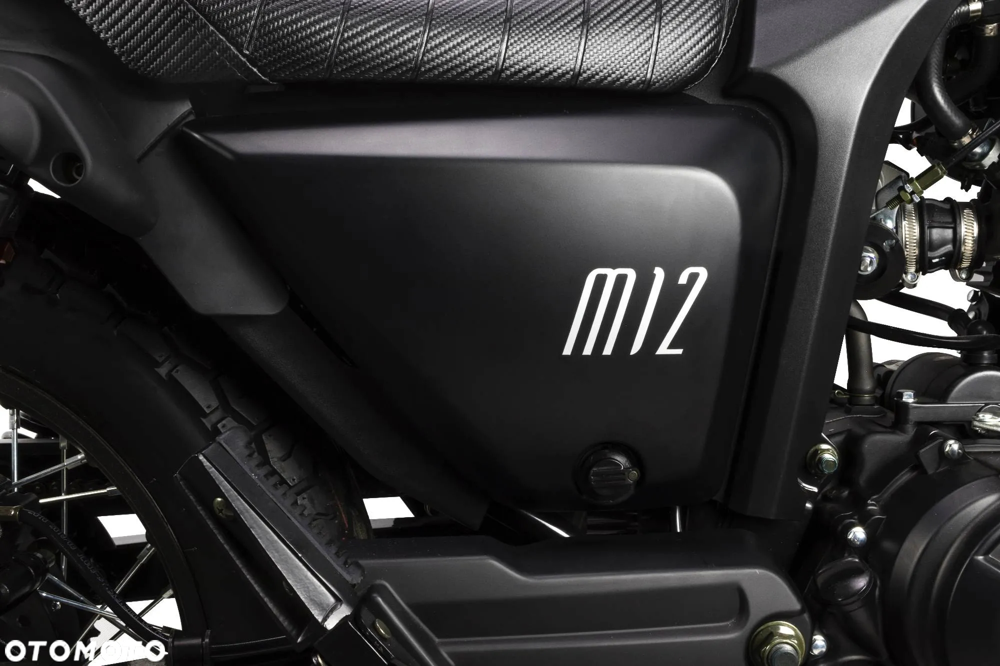 Junak M12 - 7