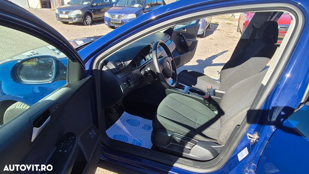 Volkswagen Passat Variant 2.0 TDI DPF Trendline - 7