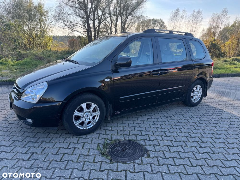 Kia Carnival 06-09 - 5