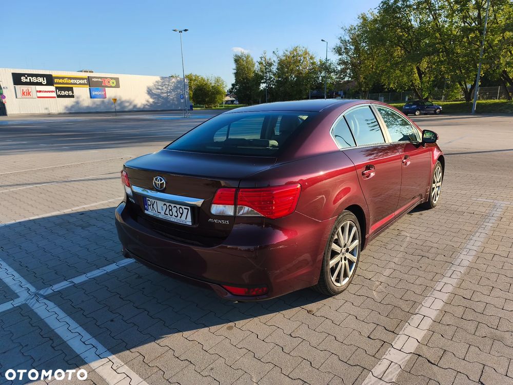 Toyota Avensis 2.0 Prestige MS - 8