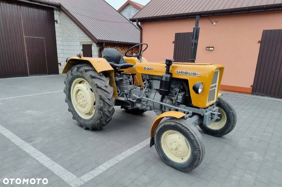 Ursus C330 - 2