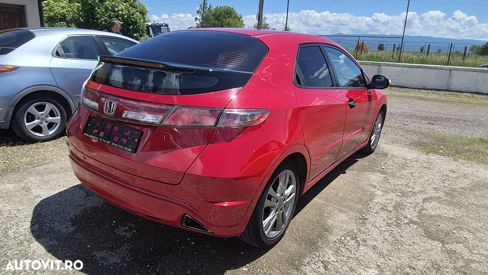 Honda Civic 1.8i-VTEC Sport - 5