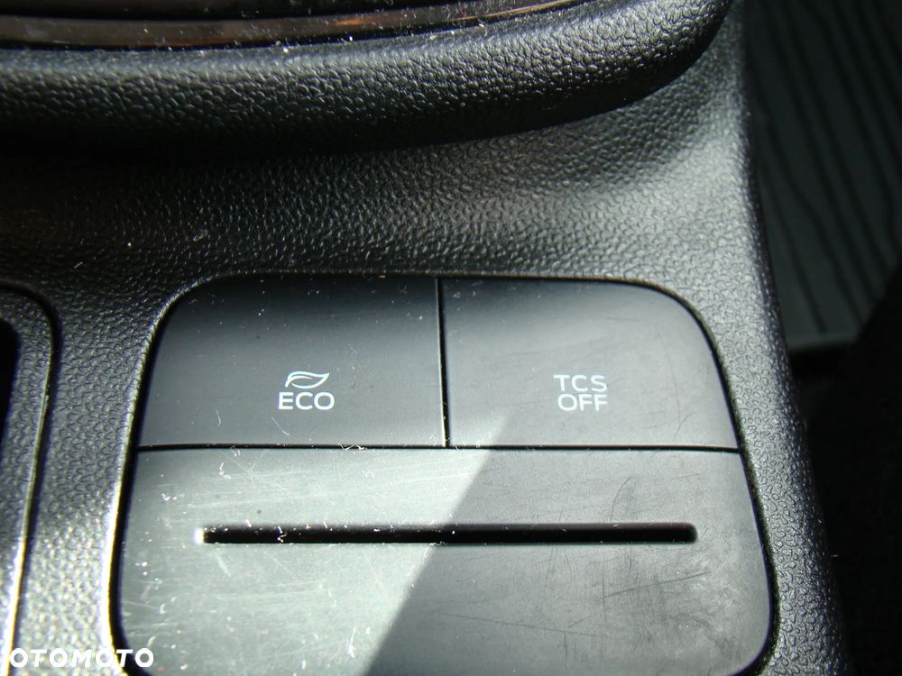 Ford Fiesta 1.1 S&S TREND - 19