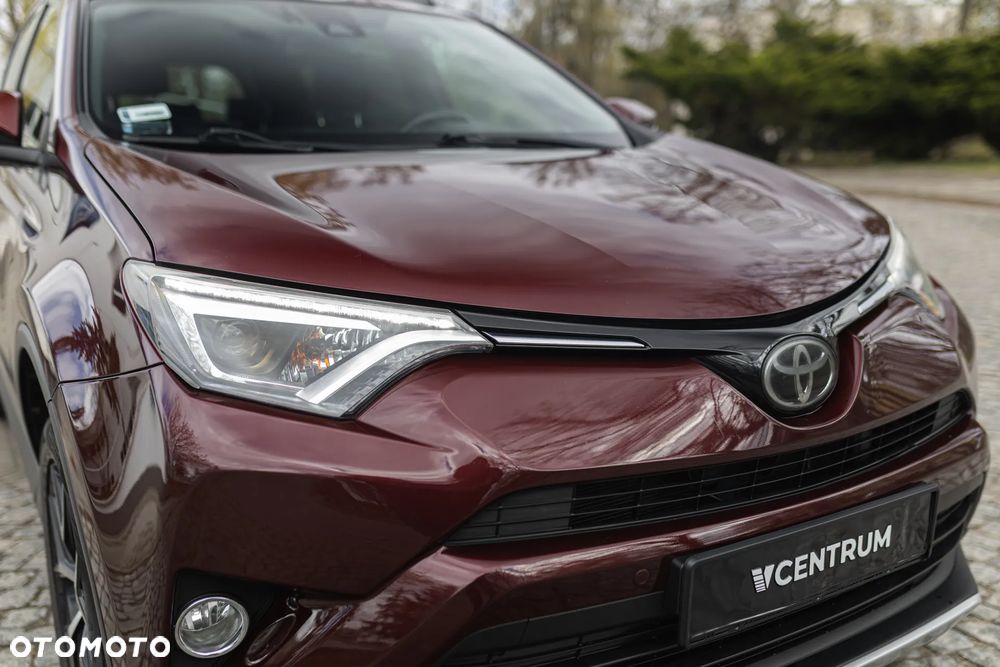 Toyota RAV4 2.0 D-4D Premium 4x2 - 6